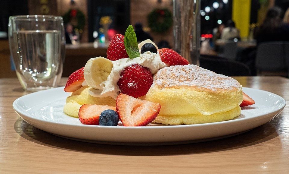 Japanese souffle pancakes with cream and toppings